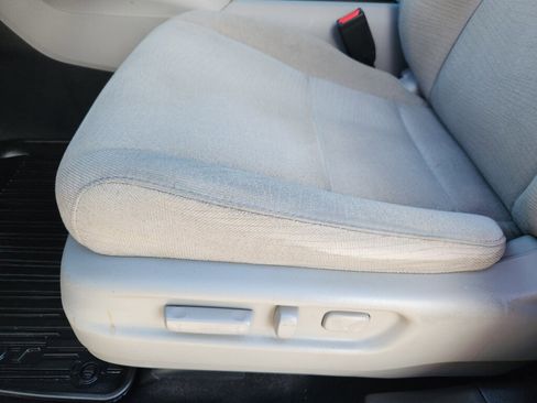 Used 2018 Honda Pilot EX image 8