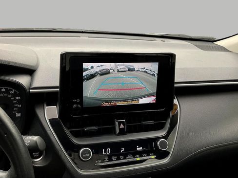 Used 2023 Toyota Corolla Cross LE FWD image 26