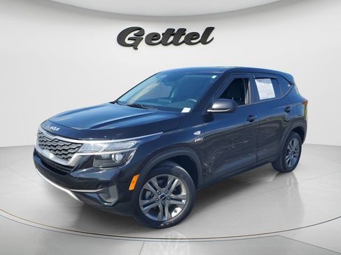 Used 2022 Kia Seltos LX AWD/4WD image 1