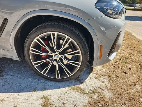 Used 2023 BMW X4 M40i image 9