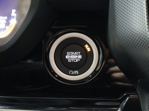 Certified 2025 RAM 1500 Limited image 28