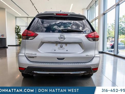 Used 2019 Nissan Rogue SL w/ Premium Package AWD/4WD image 32