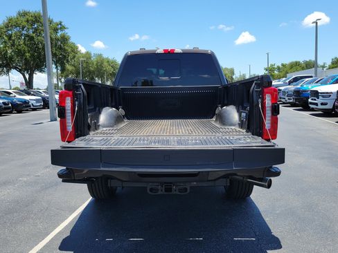 Used 2024 Ford F250 Lariat w/ Lariat Ultimate Package AWD/4WD image 9