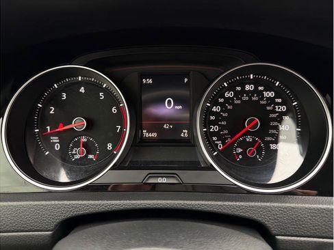 Used 2021 Volkswagen Golf 4-Door FWD image 15