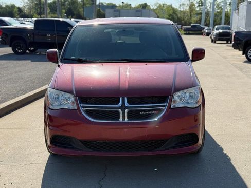 Used 2014 Dodge Grand Caravan SE FWD image 3