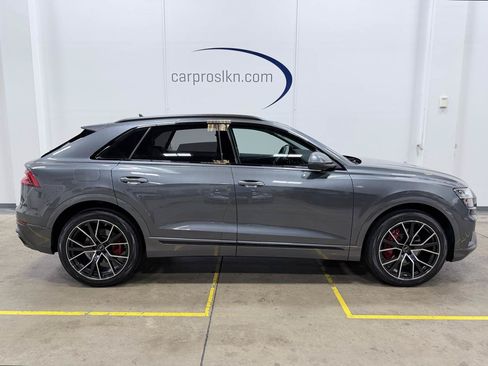 Used 2023 Audi Q8 Prestige AWD/4WD image 8