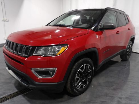 Used 2020 Jeep Compass Trailhawk AWD/4WD image 4