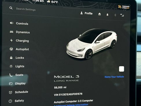 Used 2018 Tesla Model 3 Long Range image 34