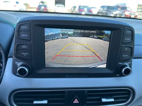 Certified 2021 Hyundai Kona SEL AWD/4WD image 15
