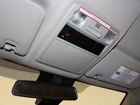 Used 2023 Toyota Tacoma SR image 22