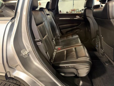 Used 2014 Jeep Grand Cherokee Limited AWD/4WD image 15