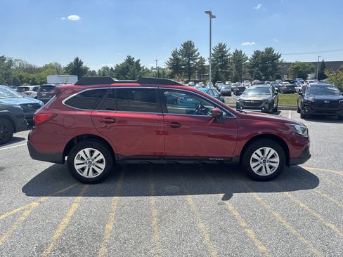 Used 2019 Subaru Outback 2.5i Premium AWD/4WD image 23