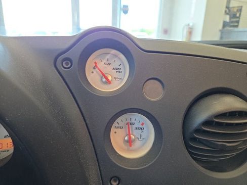 Used 2004 Dodge Viper SRT-10 RWD image 28