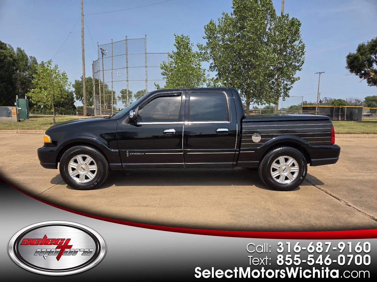 Used 2002 Lincoln Blackwood RWD image 1