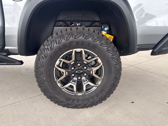 New 2026 Chevrolet Colorado ZR2 AWD/4WD image 11