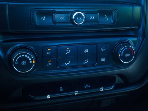 Used 2018 GMC Sierra 1500 2WD Regular Cab image 22