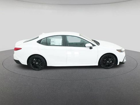 New 2026 Toyota Camry SE image 11
