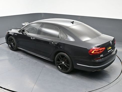 Used 2018 Volkswagen Passat 2.0T S image 41