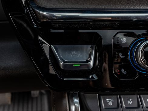 Used 2025 GMC Sierra 2500 Denali w/ Denali Reserve Package image 23