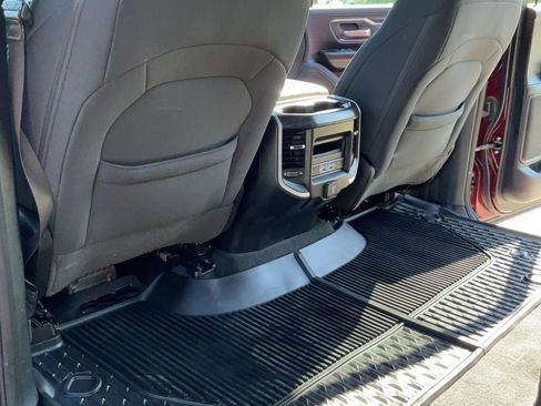 Used 2021 RAM 1500 Big Horn AWD/4WD image 36