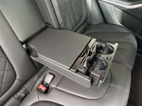 Used 2023 BMW X5 sDrive40i w/ Premium Package image 47