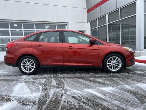 Used 2018 Ford Focus SE image 20
