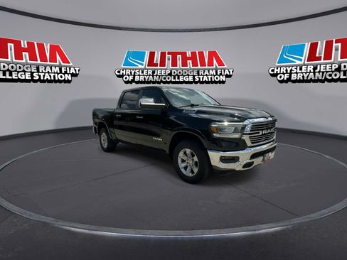 Used 2019 RAM 1500 Laramie w/ Trailer Tow Group AWD/4WD image 2