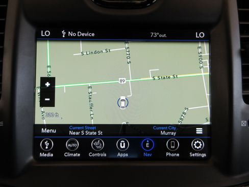 Used 2022 Chrysler 300 S RWD image 40