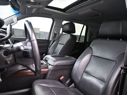 Used 2019 GMC Yukon SLT w/ Premium Edition image 13