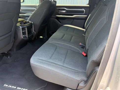 Used 2019 RAM 1500 Big Horn AWD/4WD image 10