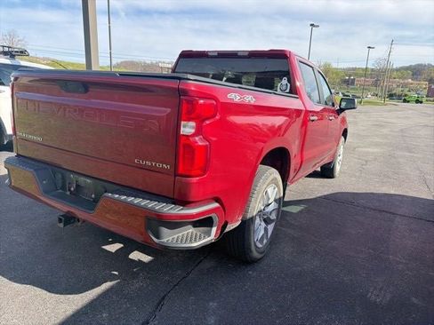 Used 2020 Chevrolet Silverado 1500 Custom w/ Custom Value Package image 14