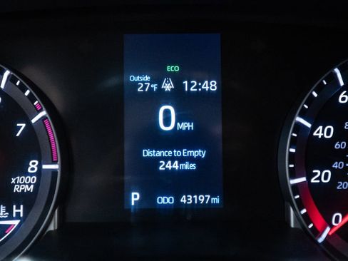 Certified 2022 Toyota Highlander LE image 18