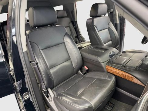 Used 2017 Chevrolet Tahoe Premier AWD/4WD image 15