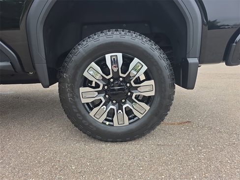 New 2026 GMC Sierra 2500 Denali w/ Denali Reserve Package image 34