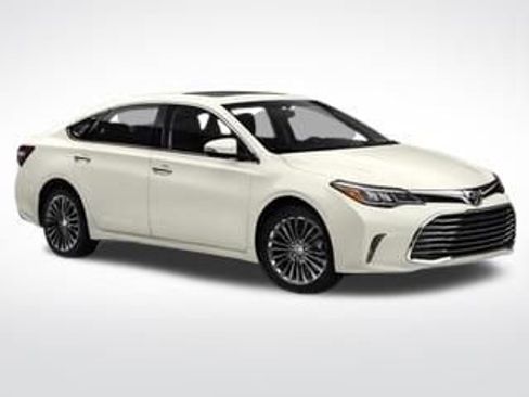 Used 2016 Toyota Avalon Limited image 11