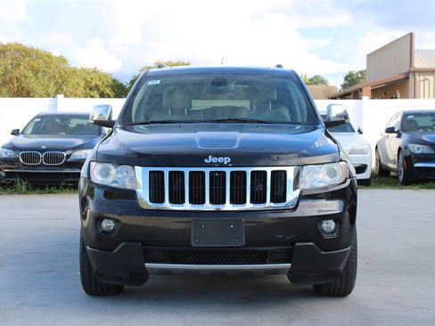 Used 2013 Jeep Grand Cherokee Limited image 2