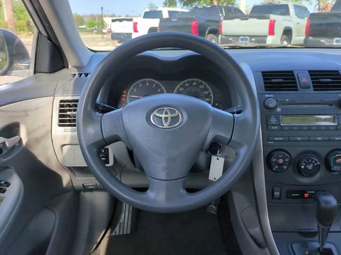 Used 2009 Toyota Corolla LE image 14