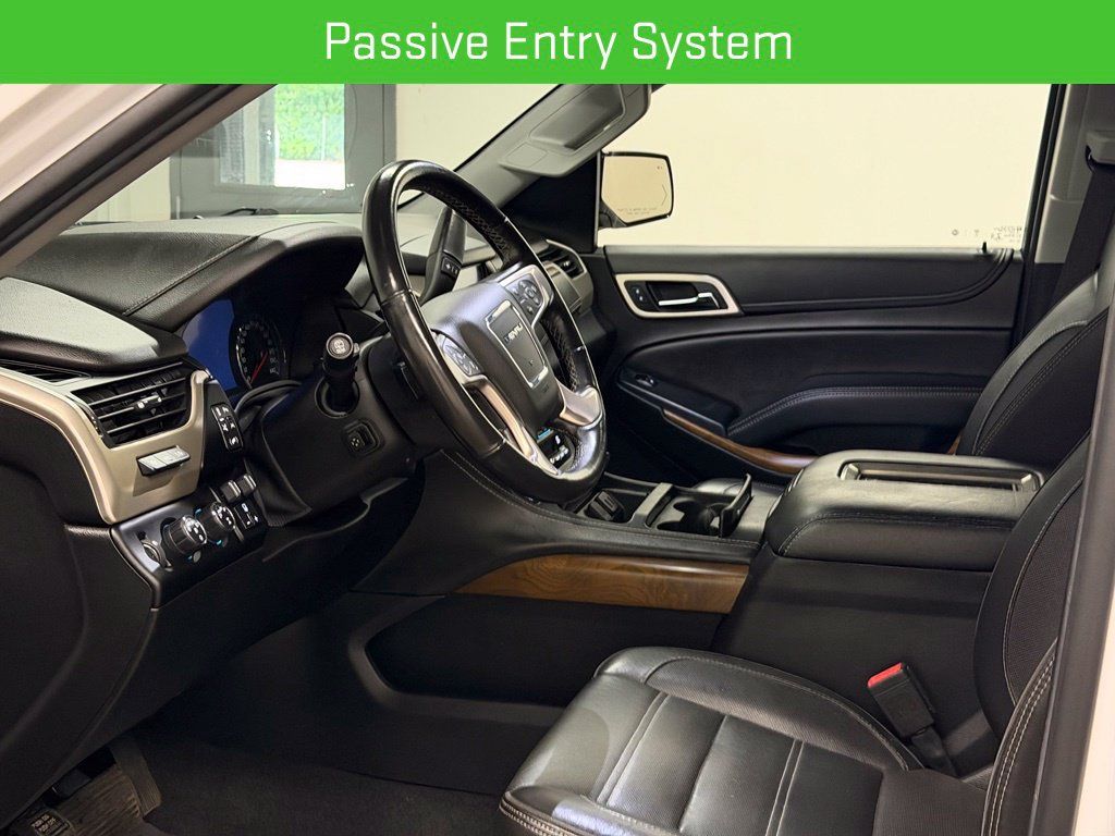 Certified 2020 GMC Yukon XL Denali w/ Open Road Package AWD/4WD image 31