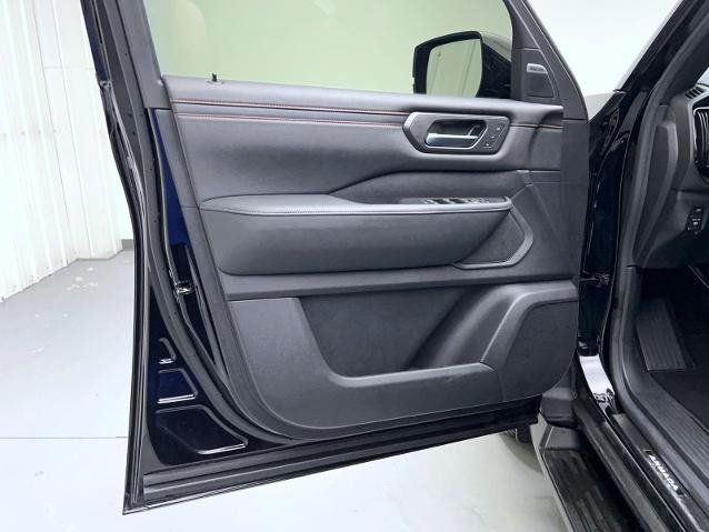 Certified 2025 Nissan Armada PRO-4X w/ Pro-4X Premium Package AWD/4WD image 9