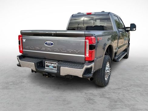 Used 2023 Ford F250 Lariat w/ FX4 Off-Road Package AWD/4WD image 10