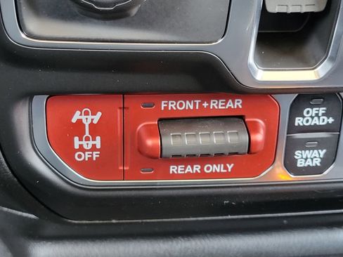 New 2026 Jeep Wrangler Unlimited Rubicon w/ Safety Group image 12