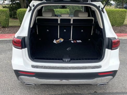 Used 2022 Mercedes-Benz GLB 250 4MATIC image 6