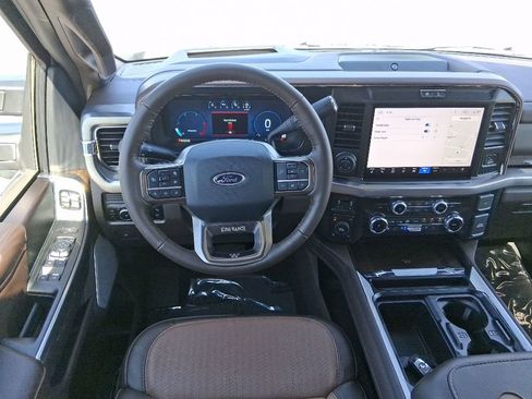 New 2025 Ford F250 King Ranch w/ Chrome Package image 9