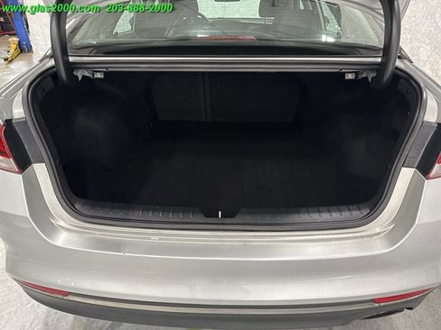 Used 2017 Kia Optima LX image 15