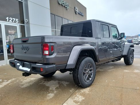 New 2026 Jeep Gladiator Sport image 4