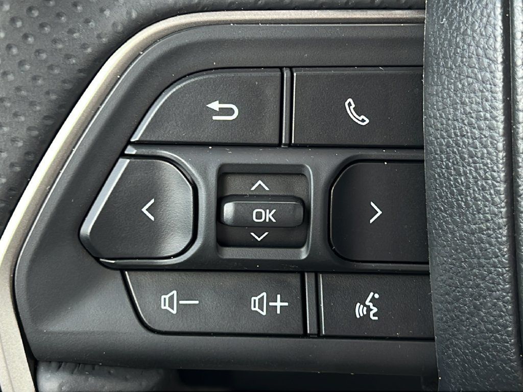 Used 2026 Toyota 4Runner TRD Off-Road Premium AWD/4WD image 20