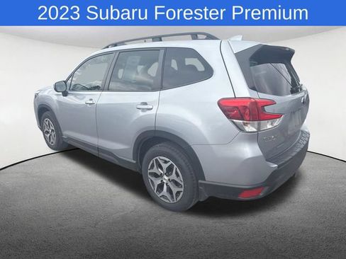 Used 2023 Subaru Forester Premium AWD/4WD image 4