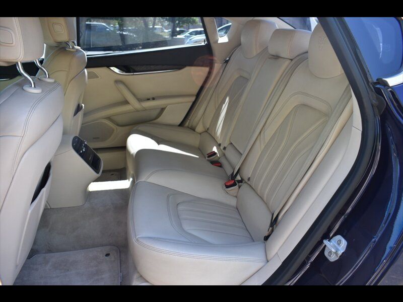 Used 2016 Maserati Quattroporte S RWD image 33
