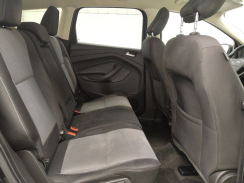 Used 2019 Ford Escape SE FWD image 19