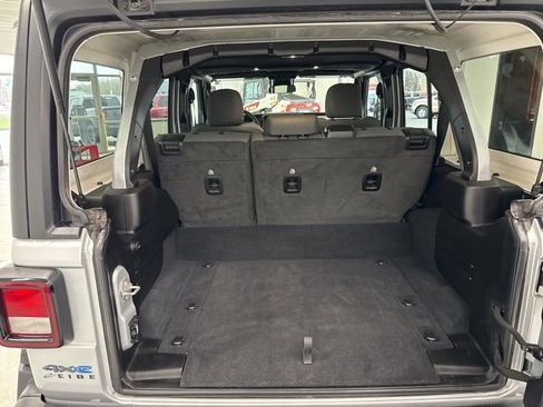 Used 2024 Jeep Wrangler Unlimited AWD/4WD image 11